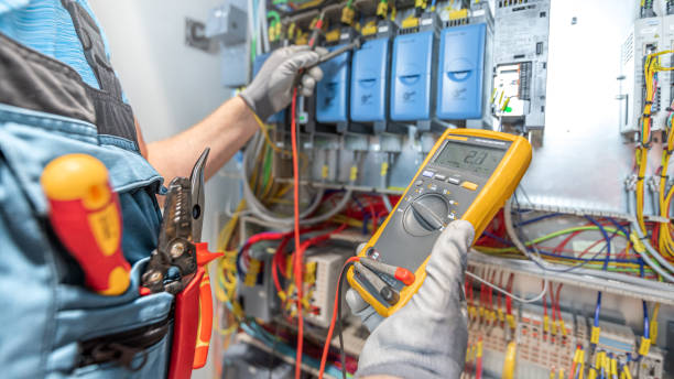 Best Affordable Emergency Electrician  in Bloomfield, MO